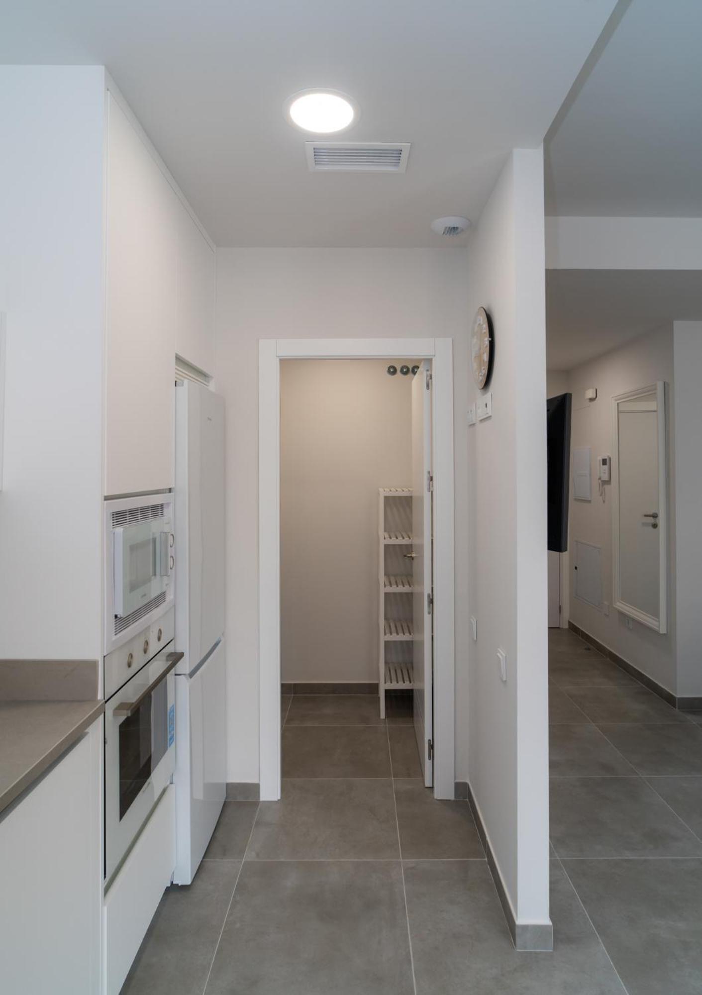 Aac - Con Terraza, Muy Amplio, Totalmente Equipado, Cerca Del Centro Y Nuevo! Apartament *